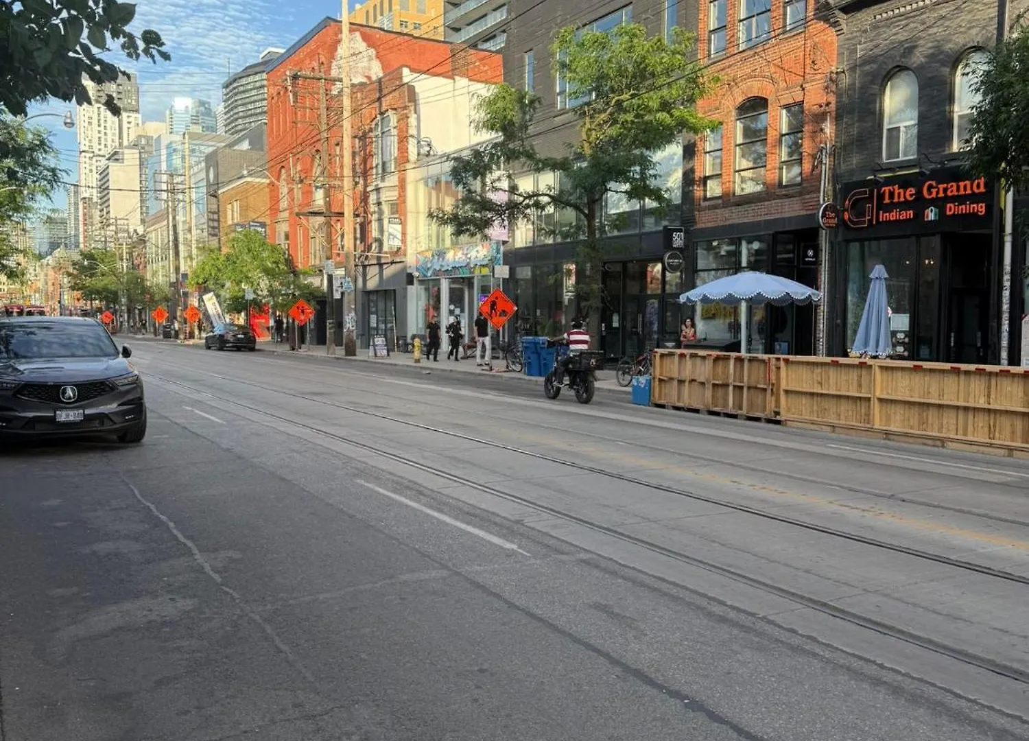 King-Queen Walk-In Residence - Walk To Cn Tower,Subway,Concerts,Pubs,Parking Toronto Canada