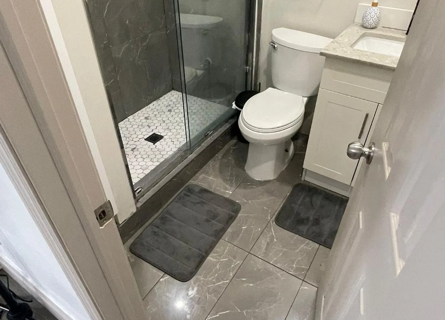 King-Queen Walk-In Residence - Walk To Cn Tower,Subway,Concerts,Pubs,Parking Toronto